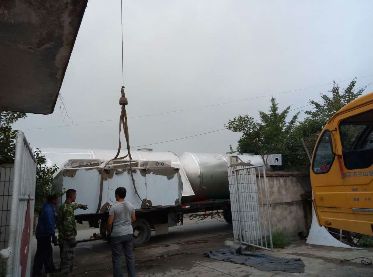 日照明亮鋁業(yè)氧化固化爐有機廢氣處理設備發(fā)貨